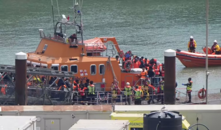 RNLI defends picking up Channel migrants after…