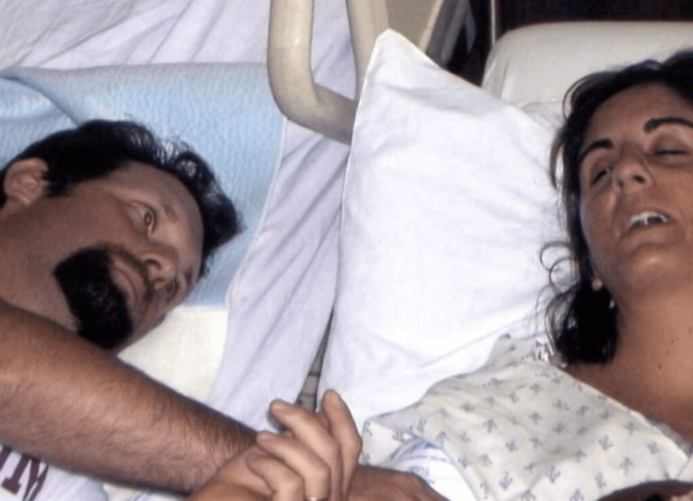 Man Says Goodbye To His Wife As They Took Her Off Life Support