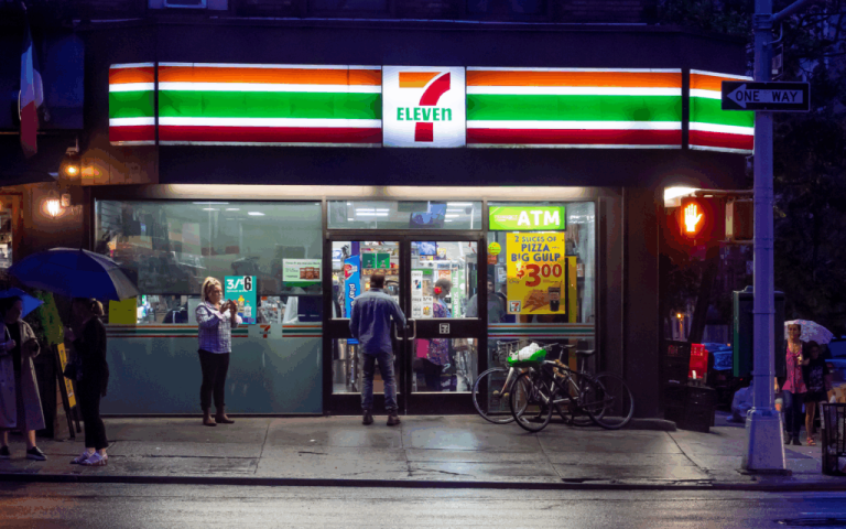 7-Eleven Manager Allegedly Suffocates Employee During Shift