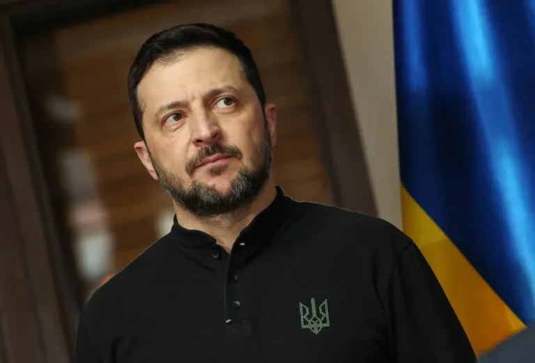 Zelenskyy Suggests Trump Give Florida to Russia