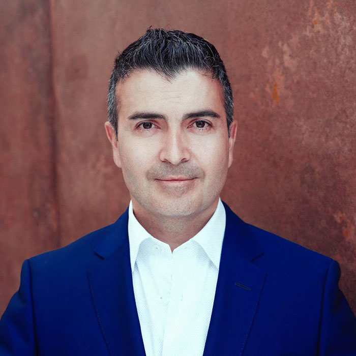 Doctor Reveals: MRI Scan Of The Face Of A 33-Year-Old