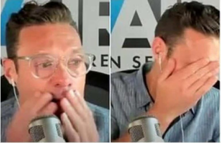 Ryan Seacrest breaks down in tears as he reveal