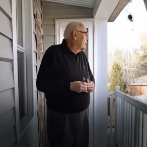 93-Year-Old Waits for Family on Birthday,