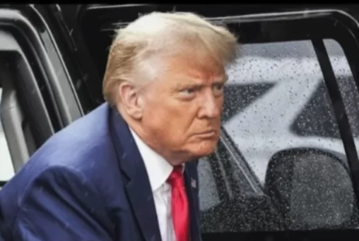 Trump Gets The Word – Chuck Schumer