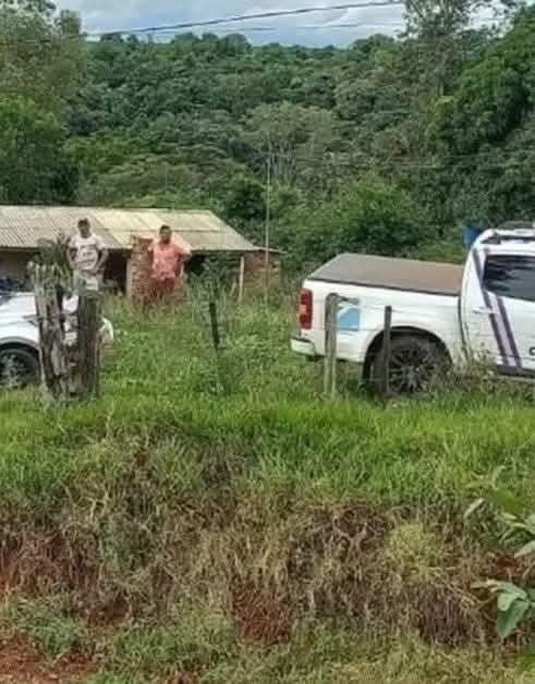 Couple of teenagers aged 13 and 15 that