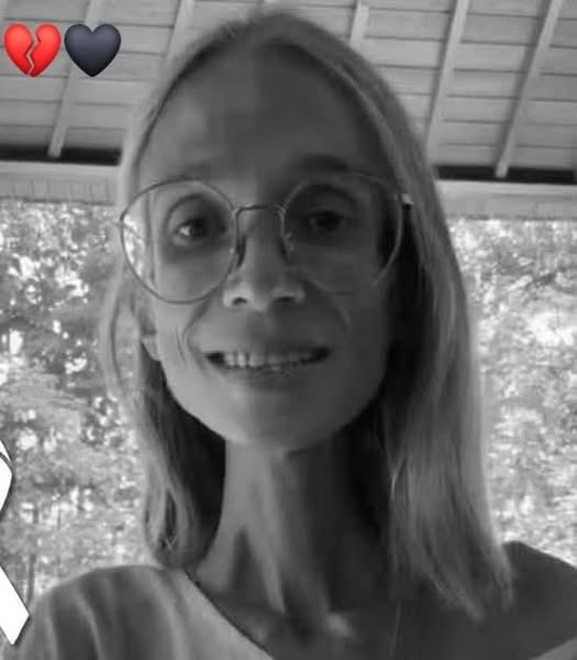 27 year old woman ends up DYing after deciding