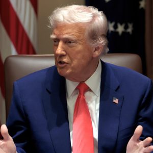 Unlikely Senate Duo Crosses