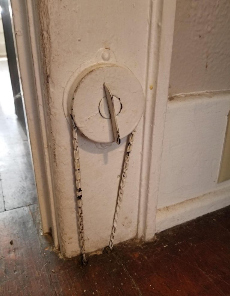 This Strange Dial in Vintage Homes Served